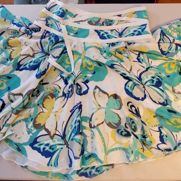 BCBGirls White & Turquoise Butterfly Hi-Lo Skirt Size 8 - Picture 7 of 8
